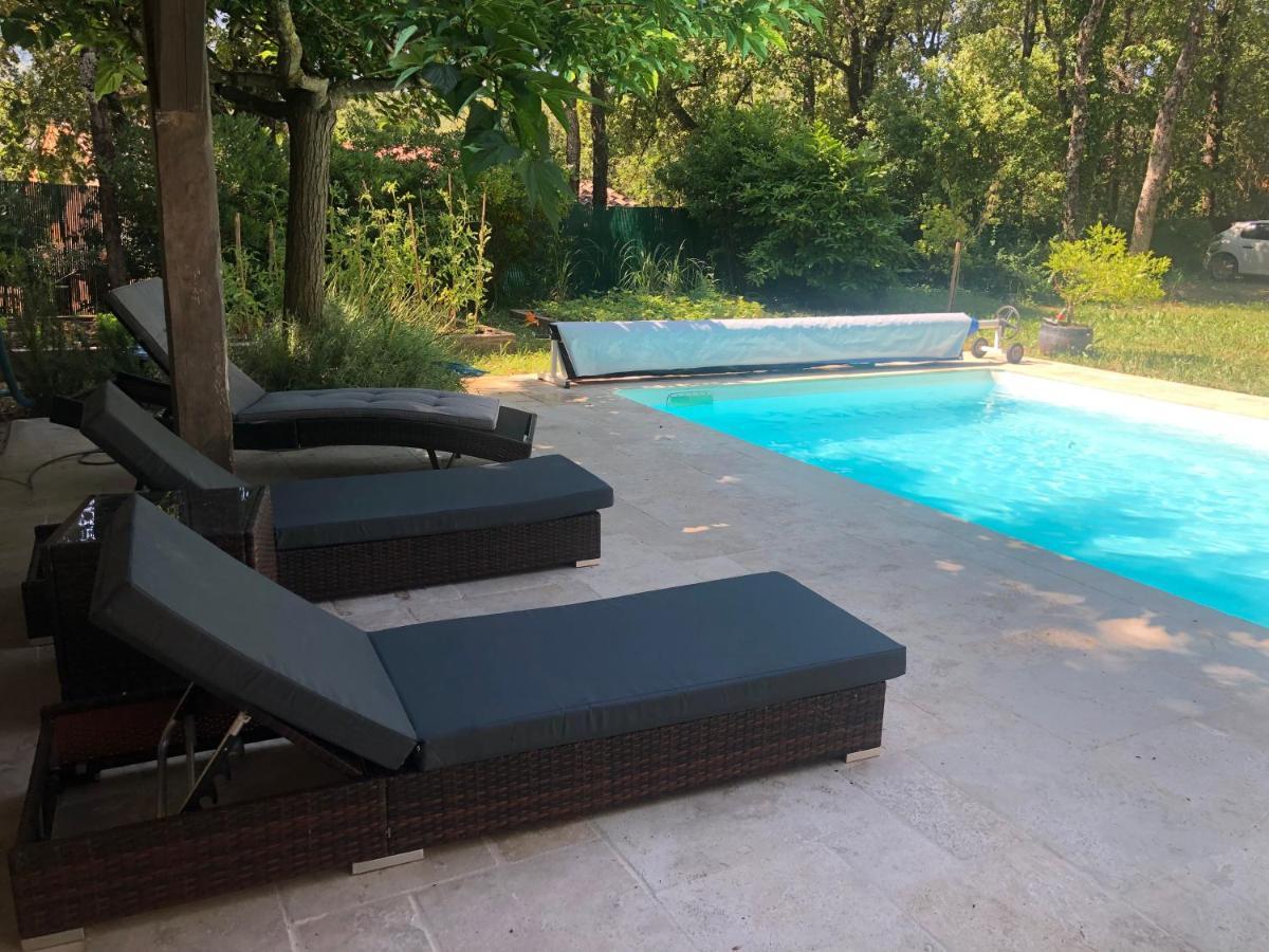 Dependance Individuelle Apartment น็องส์-เลส์-แป็งส์ ภายนอก รูปภาพ